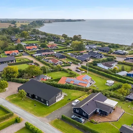 펜션 Fin - 150m From The Sea By Interhome