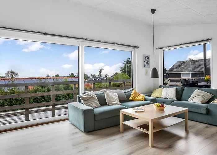 Fin - 150m From The Sea By Interhome *