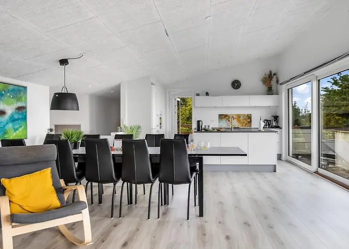 Holiday home Fin - 150m From The Sea By Interhome Abjerg