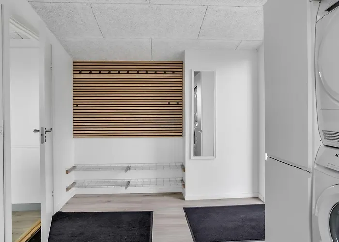 Fin - 150m From The Sea By Interhome *