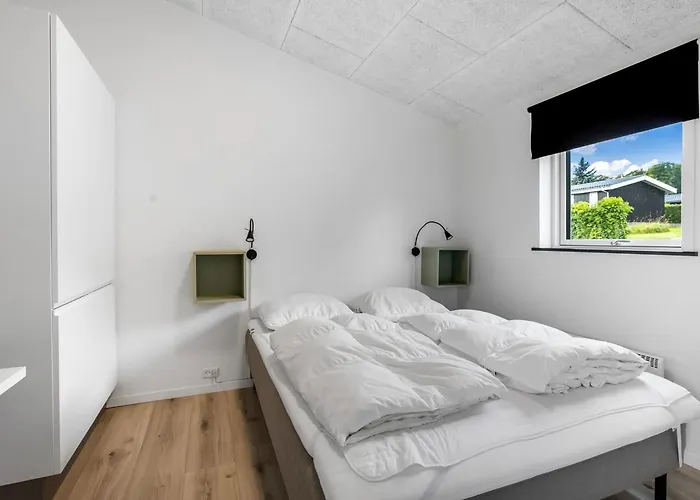 Holiday home Fin - 150m From The Sea By Interhome