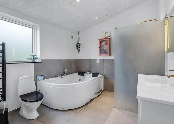 Fin - 150m From The Sea By Interhome Holiday home *